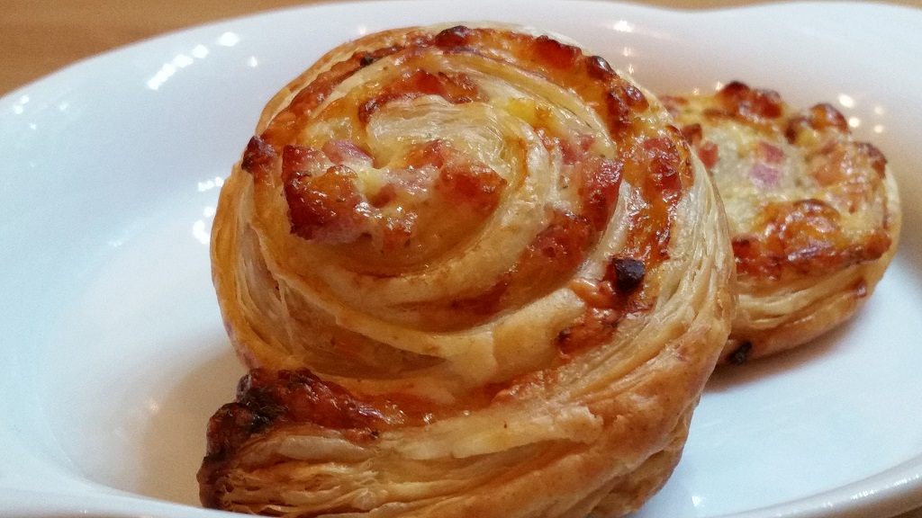 Schinken-Käse-Schnecken - MalerKlecksi Schinken-Käse-Schnecken - MalerKlecksi