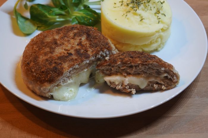 Camembert-Frikadellen, schnell und einfach